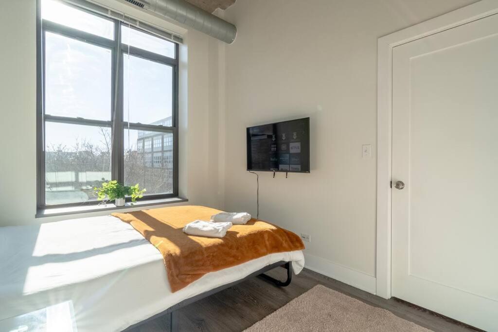 Mccormick Place 2Br Stylish Suite With Optional Parking And Gym For Up To 8 Guests Near Soldier Field And Grant Park Chicago Exterior photo